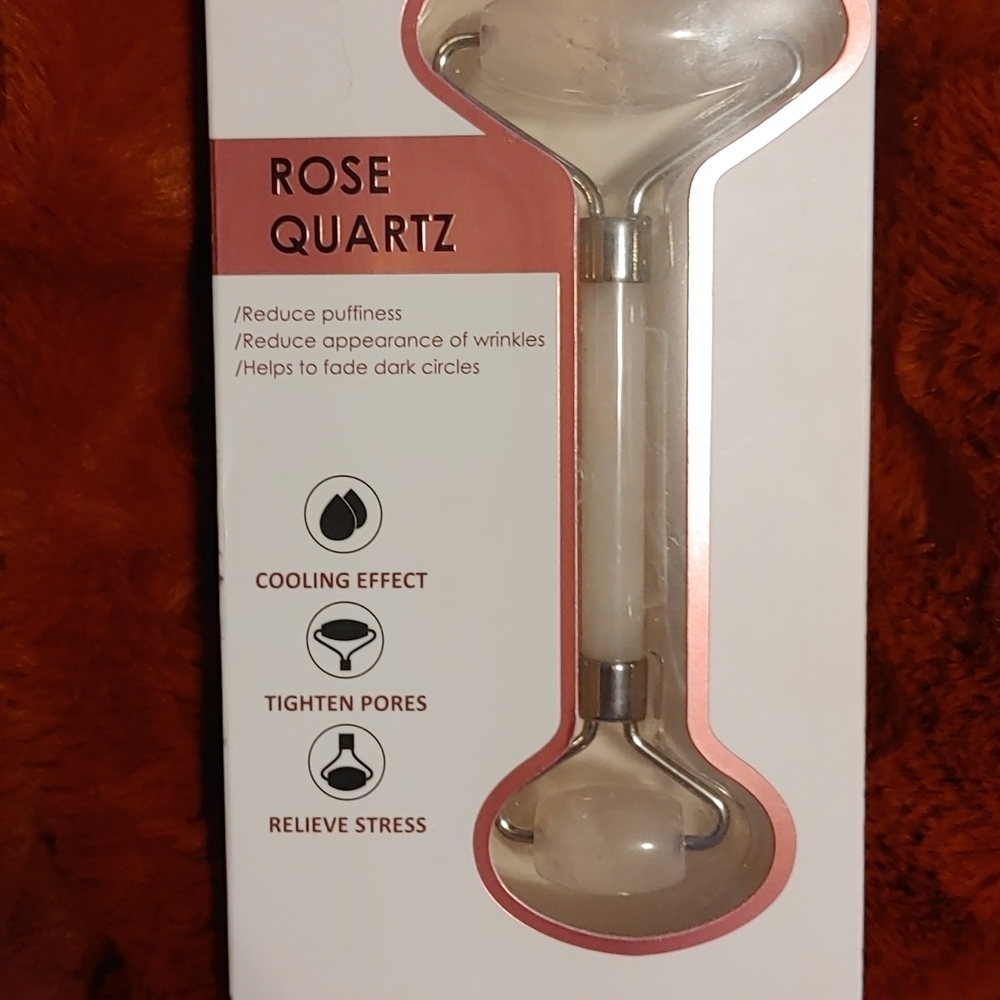 💚Rose Quartz Facial roller Nwot - Picture 2 of 6